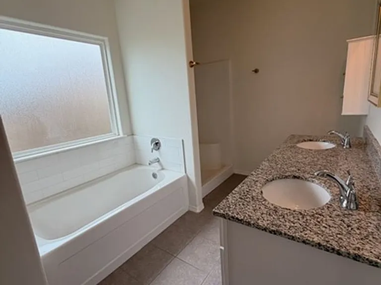691 Morningside Dr — Photo 16