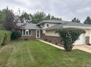 660 W Daisy Pl, Coal City, IL 60416