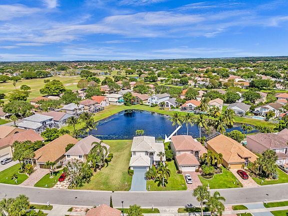 5th image of 6095 Newport Village Way