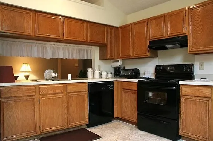 3 bed, 1269 sqft, $1,600 — Photo 2