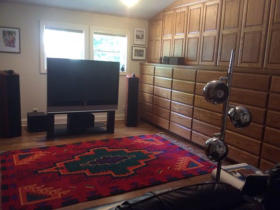 2nd image of 125 Evans Ave