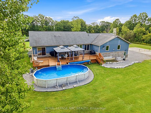 3rd image of 50480 Phillips Rd