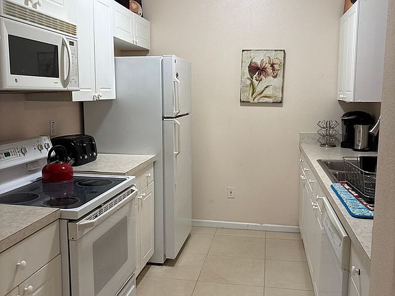 5th image of 8102 Princess Palm Ln APT 303