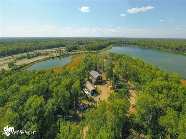 15980 E Nichols Dr, Talkeetna, AK 99676