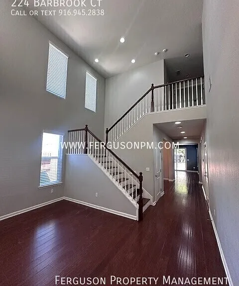 224 Barbrook Ct — Photo 3
