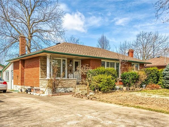 9 Gavin Dr, Saint Catharines, ON L2M 2X4