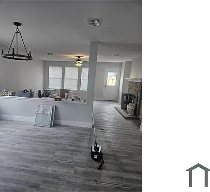 2467 Mallory Ln — Photo 14