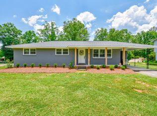 1207 Warren Cir S, Alexander City, AL 35010