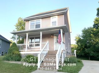 429 Montclair Ln, Howell, MI 48843