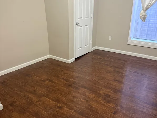 1157 E Jersey St #1, Elizabeth, NJ 07201