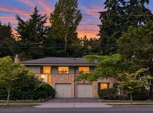 Marine Highlands, Seattle, WA 98133