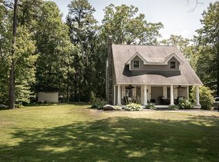 63 Ramapo Rd, Hewitt, NJ 07421