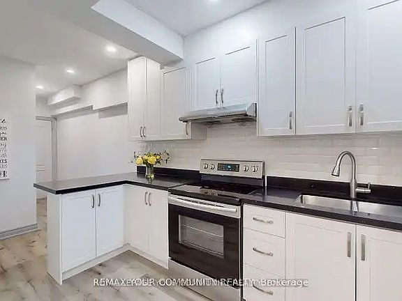 5th image of 586 Parliament St #1A