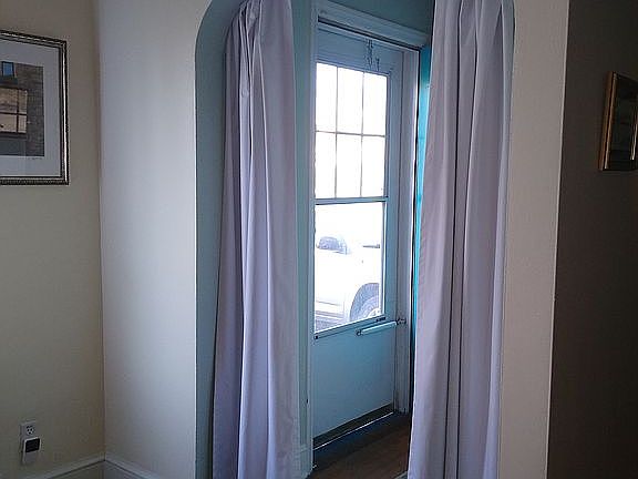 2nd image of 810 College St NW