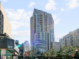 10 Bellair St