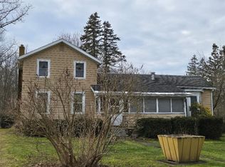 5997 Auburn St, Wolcott, NY 14590