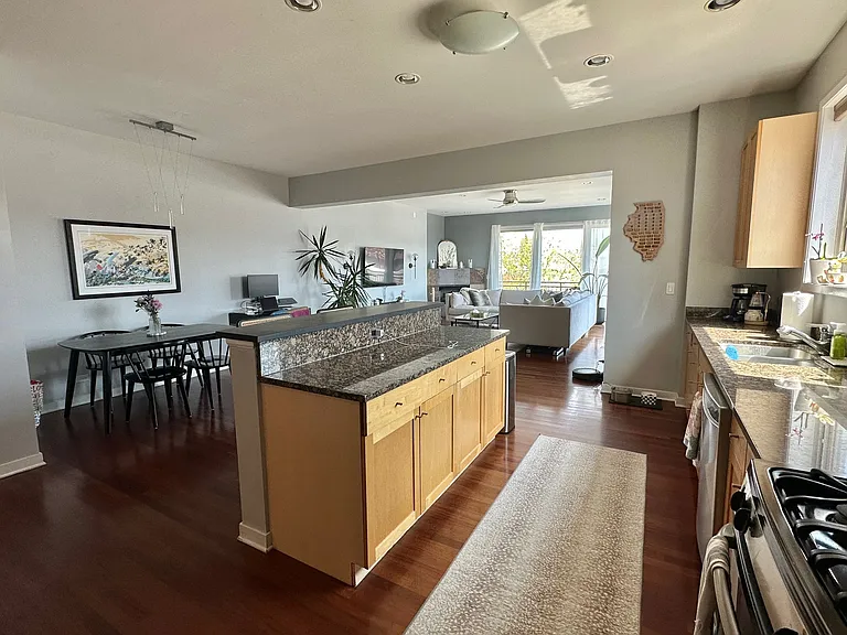1616 N Western Ave #2A — Photo 7