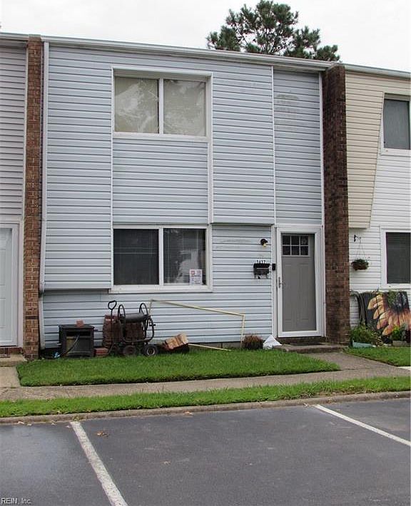 1st image of 3437 Crimson Holly Ln