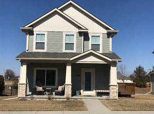 35 SE Booth Ave, Waukee, IA 50263