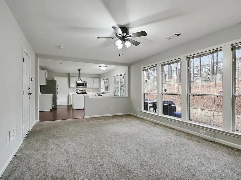 3644 Kentford Ln — Photo 7