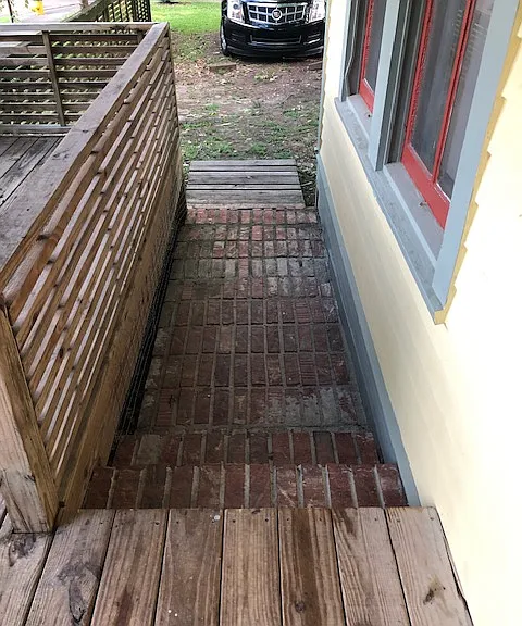 528 Madison St — Photo 4