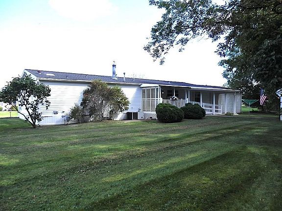 2nd image of 16 Indian Hills Dr