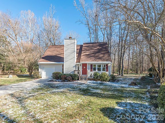2nd image of 230 Oak Creek Dr