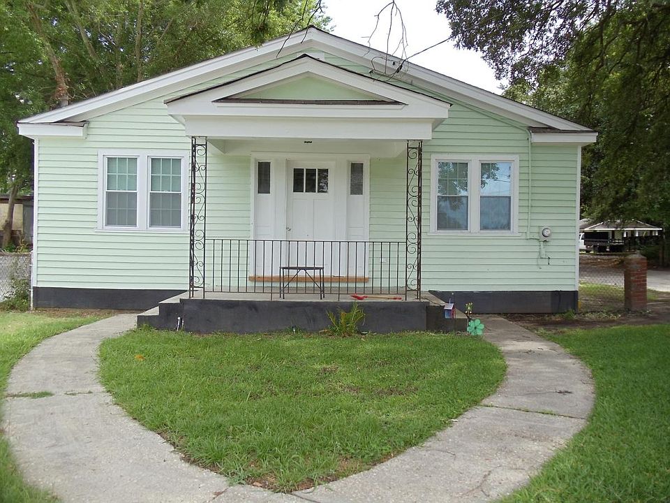 2nd image of 1123 Forbes Ave