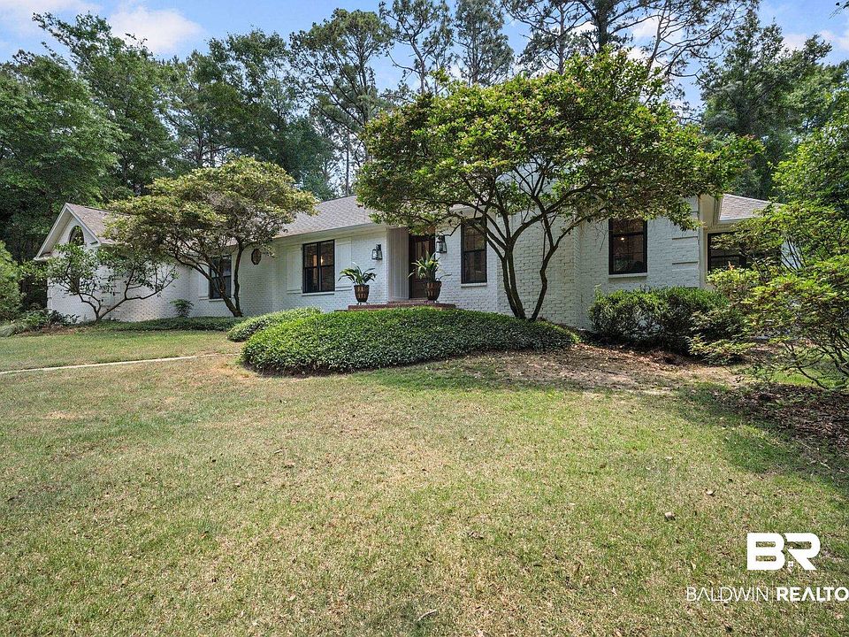 1st image of 674 Colonial Dr