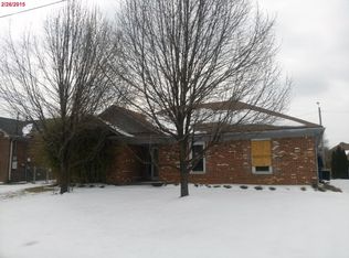 4448 Manslick Rd, Louisville, KY 40216