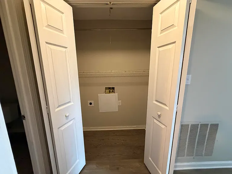546 El Paseo Pl — Photo 14