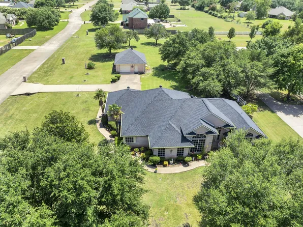7690 W Highland Rd, Ovilla, TX 75154