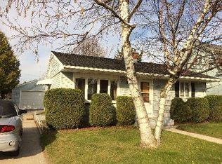 2823 Forest Ave, Two Rivers, WI 54241