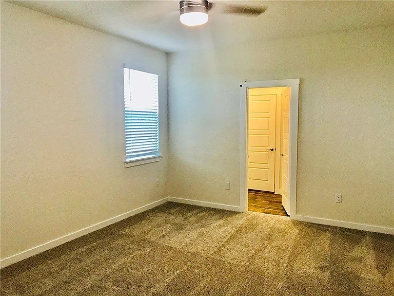 3204 Dampier Pass — Photo 8