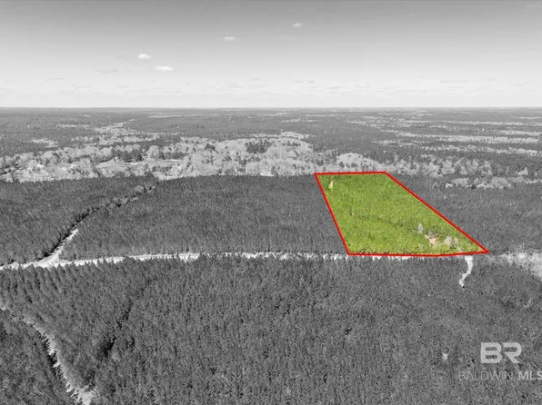 15 Horseneck Rd #15, Bay Minette, AL 36507