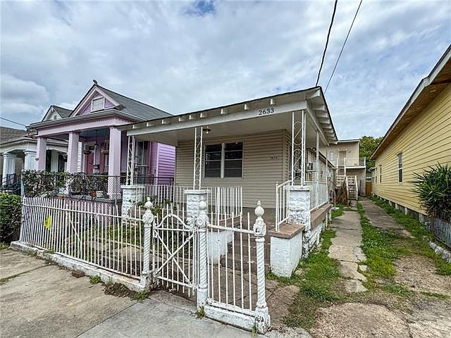 1st image of 2633 Governor Nicholls St Unit B