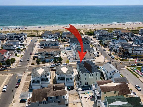 2nd image of 5212 Landis Ave N #Sea