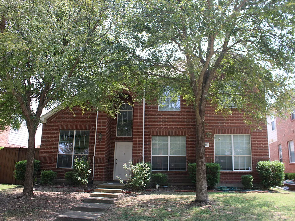 1608 Broadmoor Dr
