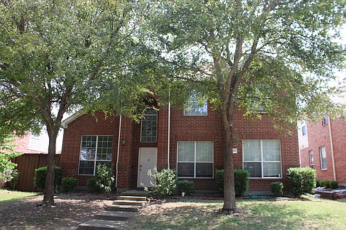 1608 Broadmoor Dr Photo 1