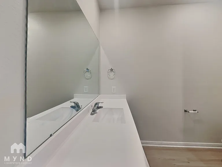 15635 Plum Brook Dr — Photo 8