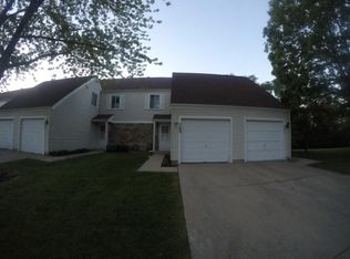 703 Bolton Way, Hanover Park, IL 60133