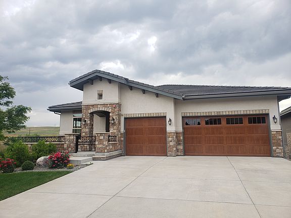 3 Car garage