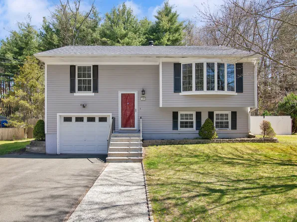 79 Love Lane, Manchester, CT 06040