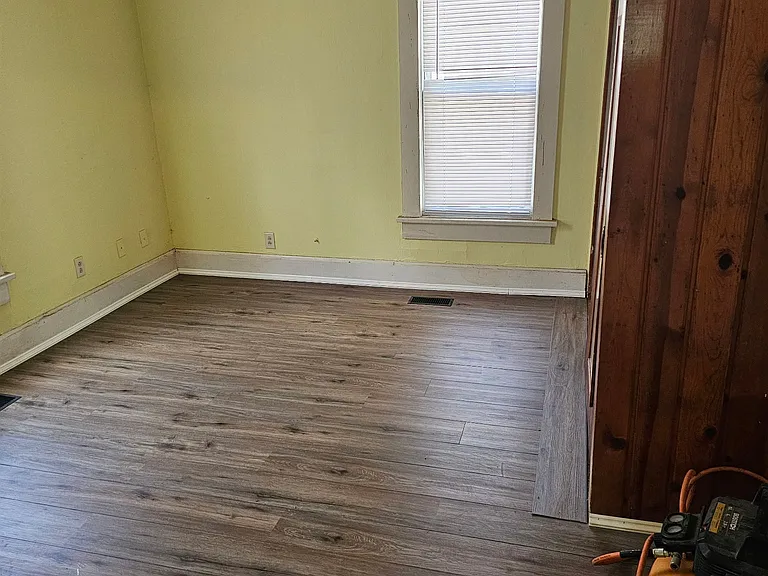 1115 Delaware Ave — Photo 15
