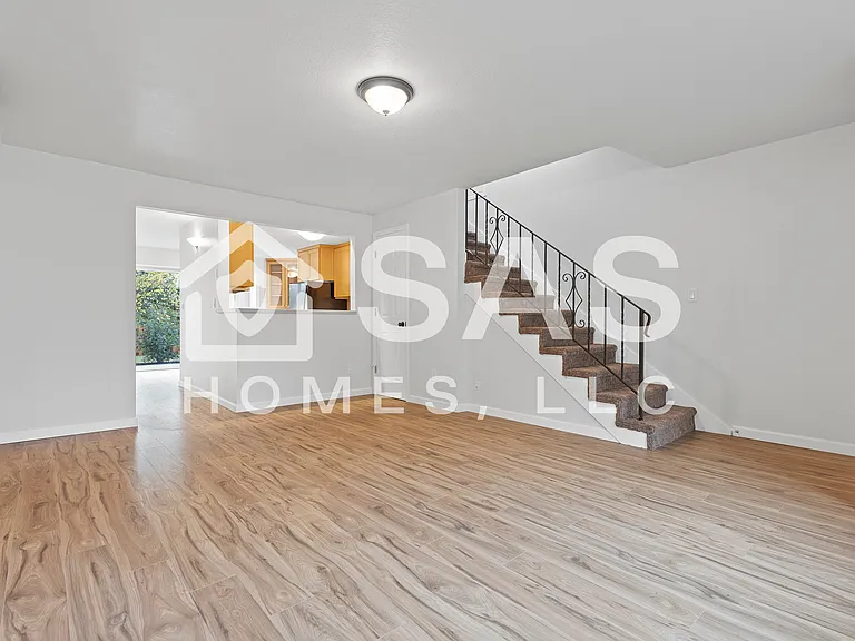 7660 SW Bel Aire Dr #7660 — Photo 4