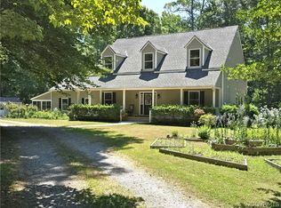 9005 Toad Hollow Ct, Ashland, VA 23005