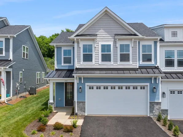 220 Ridgeline Dr, Waynesboro, VA 22980