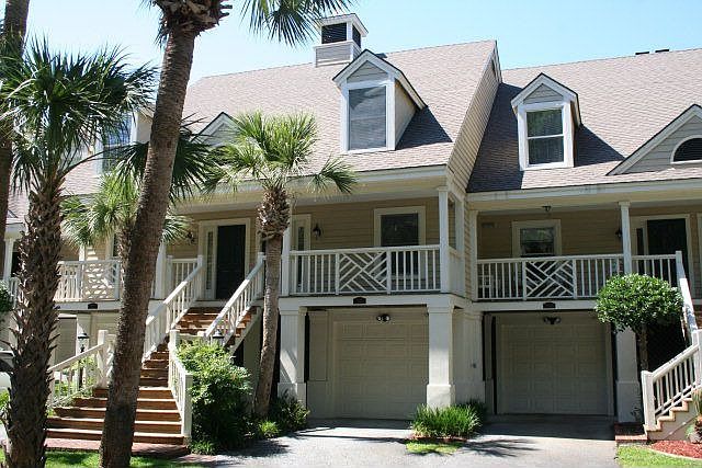 1st image of 1033 Plantation Point Dr