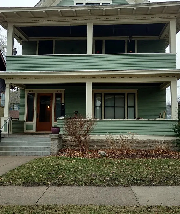 913 Ashland Ave