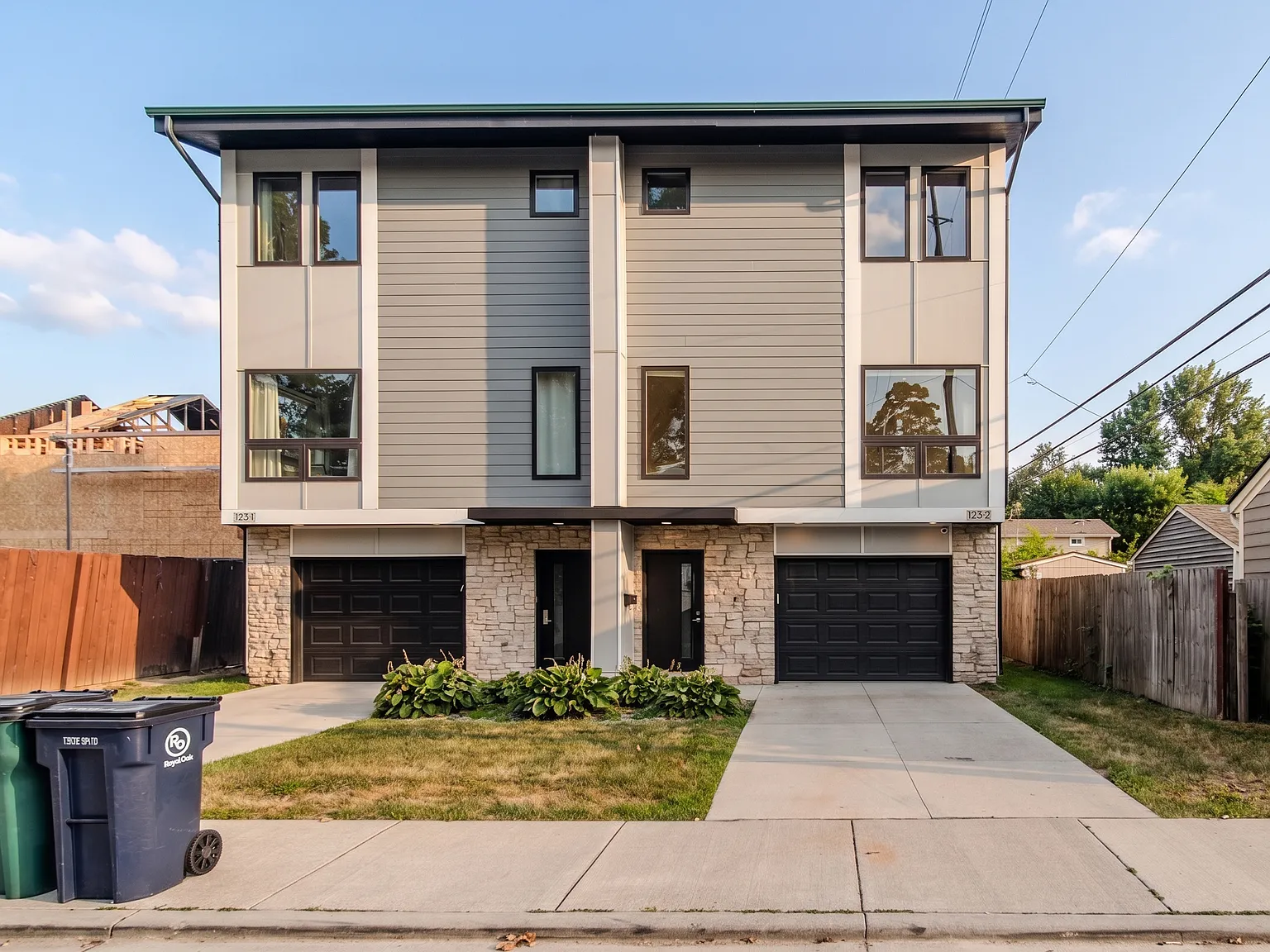 2 bed, 2.5 bath, 1834 sqft, $3,500 — Photo 1